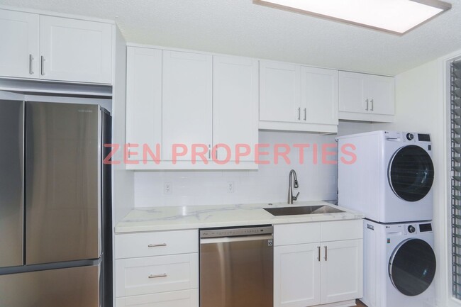 Building Photo - a 2 bedroom, 1.5 bath condo for rent at Ka...