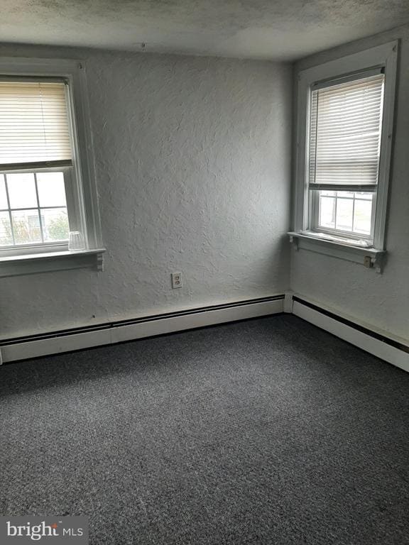 Building Photo - 122 S Hellertown Ave