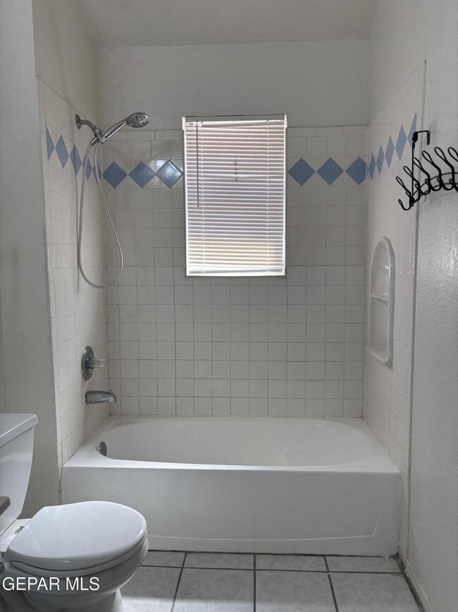 Building Photo - 9128 Lacebark Elm Dr
