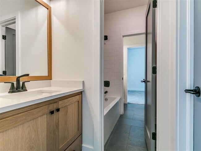 Building Photo - 2117 Aminas Wy