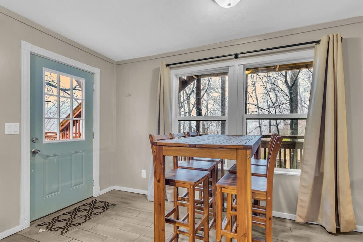 Building Photo - 903 Heiden Ct