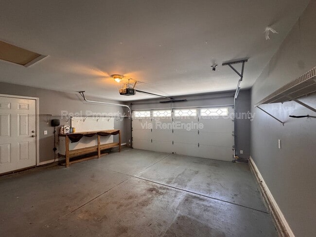 Building Photo - 206 Lindell Dr