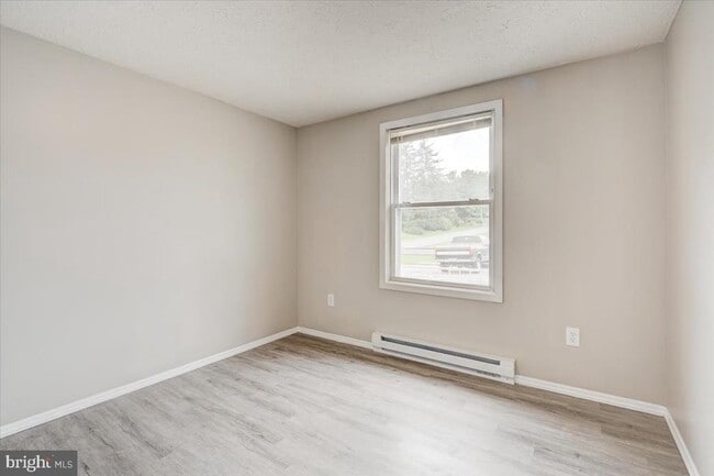 Building Photo - 1863 Johnson Rd