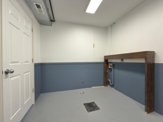 Building Photo - 48 E Princeton Ave