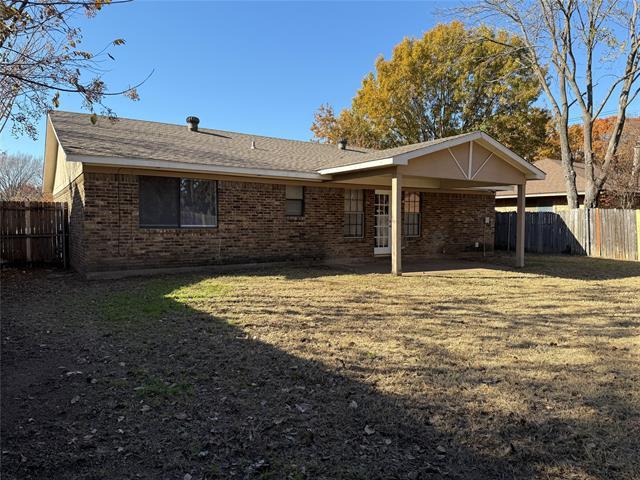 Building Photo - 4804 Chickadee Dr