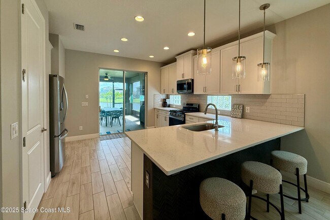 Building Photo - 3283 Casare Dr