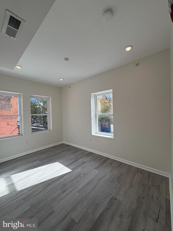 Building Photo - 3625 N 22nd St