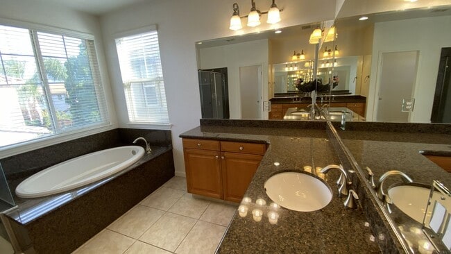 Building Photo - Mountain House Home Spacious 4 Bedroom, 3.5 Bath Home with Bonus Loft