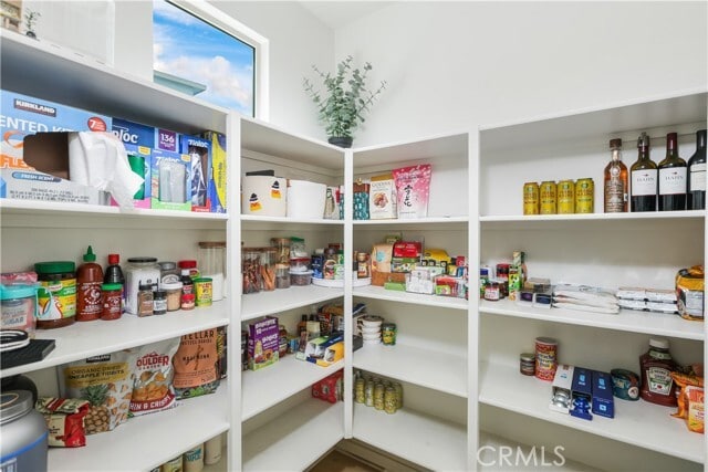 Building Photo - 166 Novel