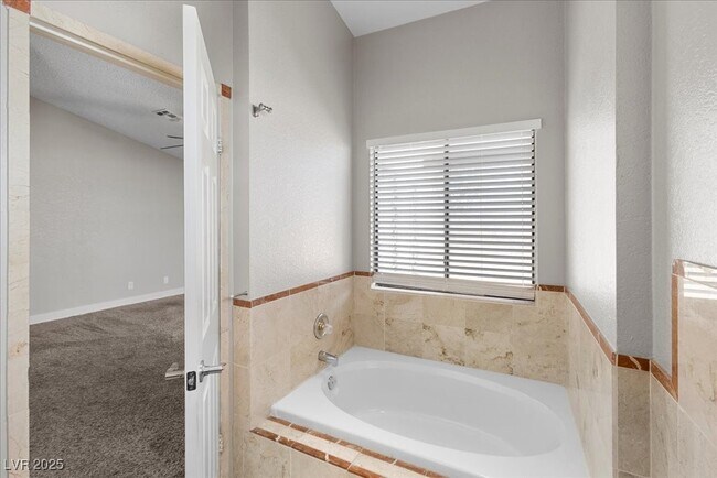Building Photo - 720 Skipjack Dr