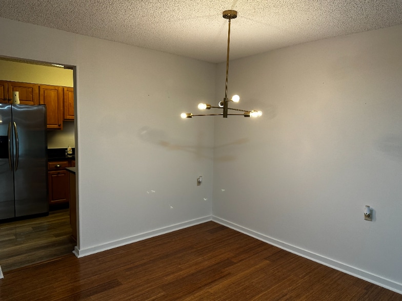 Building Photo - 1071 Edgewood Ave S