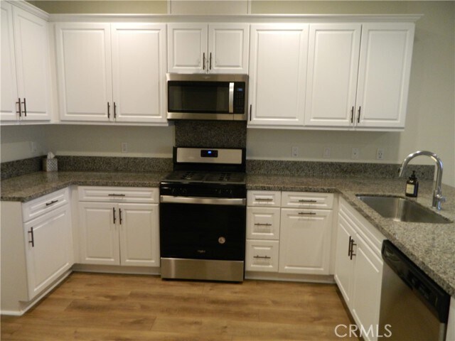 Building Photo - 2845 E Berry Loop Privado