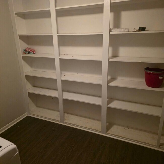 Building Photo - 3314 Northcrest Rd