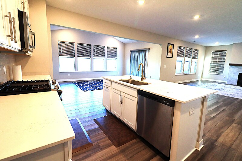 Building Photo - 3121 Emmaline Dr