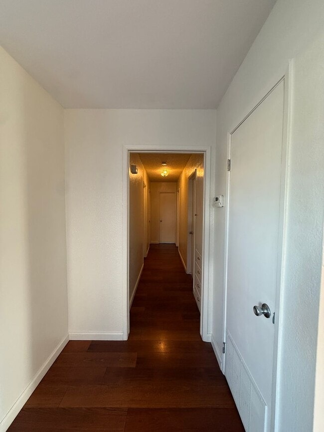 Building Photo - Orcutt Single Story Home on Cul-de-Sac with a Large Yard