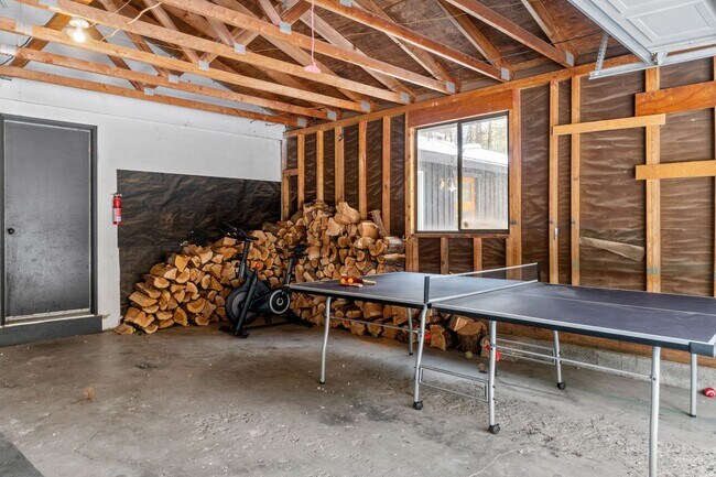 Building Photo - 17376 Lively Ln