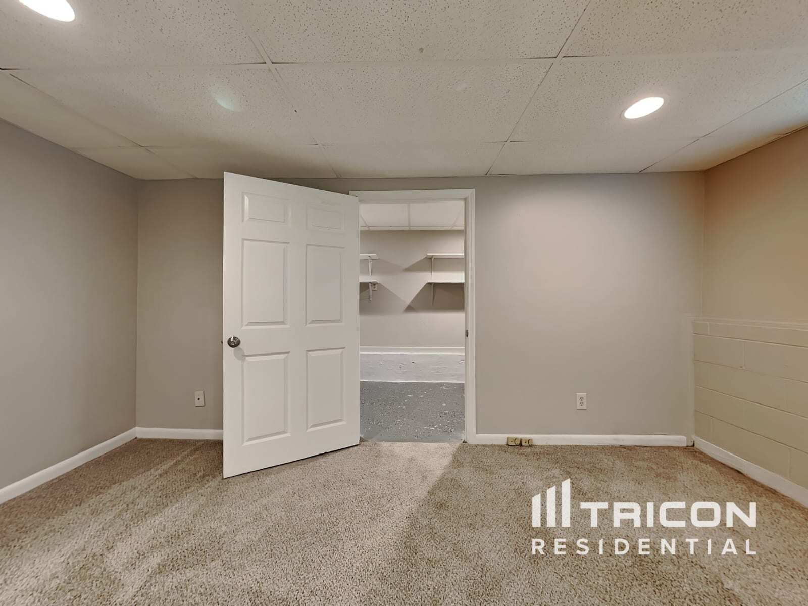 Building Photo - 2709 Owens Dr