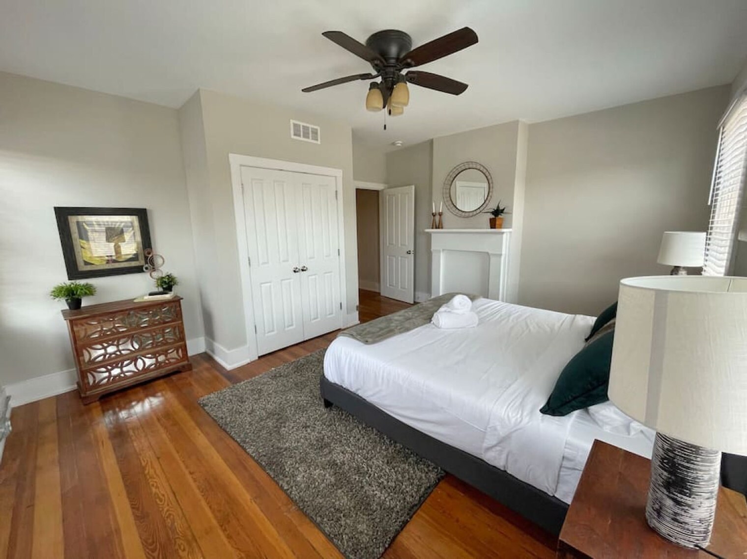 Building Photo - 1470 Goetz Alley