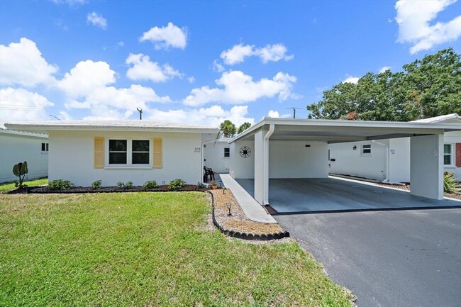 Building Photo - 3818 Roxane Blvd