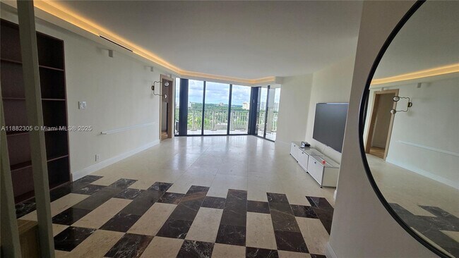 Building Photo - 4000 Towerside Terrace