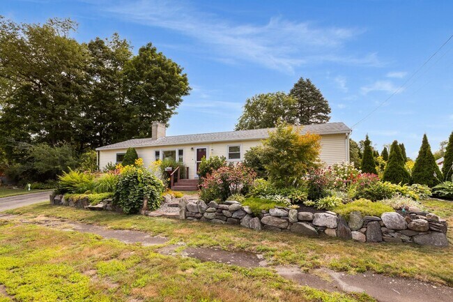 Building Photo - 14 Wallis Rd