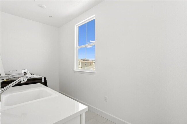 Building Photo - 7040 Nystrom Wy