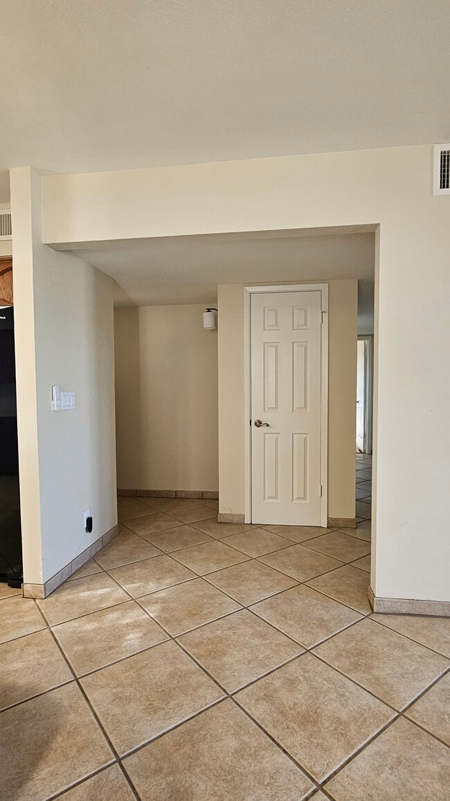 Building Photo - 2325 N 66th St