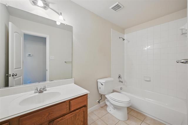 Building Photo - 3813 Edward Dr
