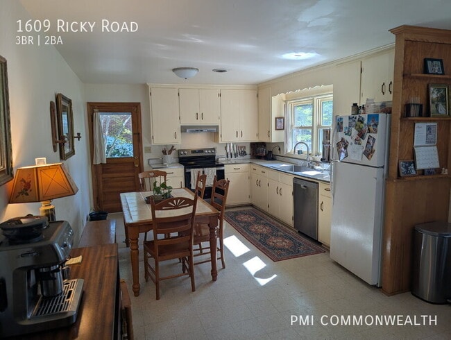 Building Photo - 1609 Ricky Rd