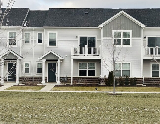 Main Entrance - 4377 Chelsea Manor Cir