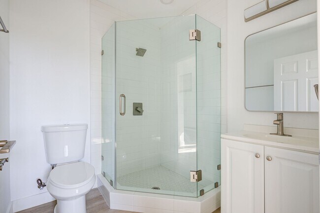 Building Photo - Berendo Street Apartments