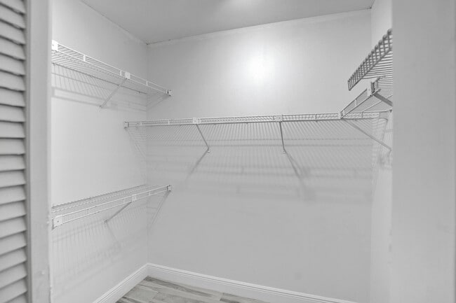 Building Photo - 5721 SW 11th St