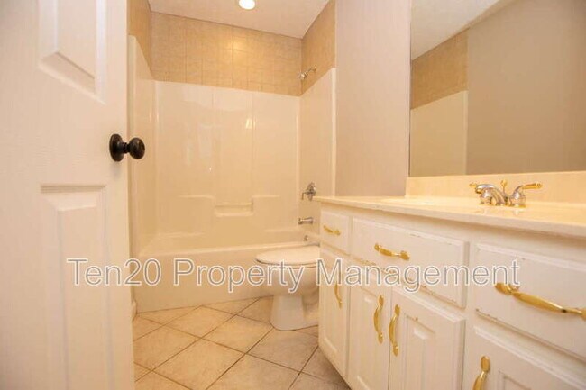 Building Photo - 177 Richardson Rd