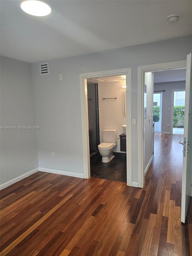 Building Photo - 1550 Pennsylvania Ave