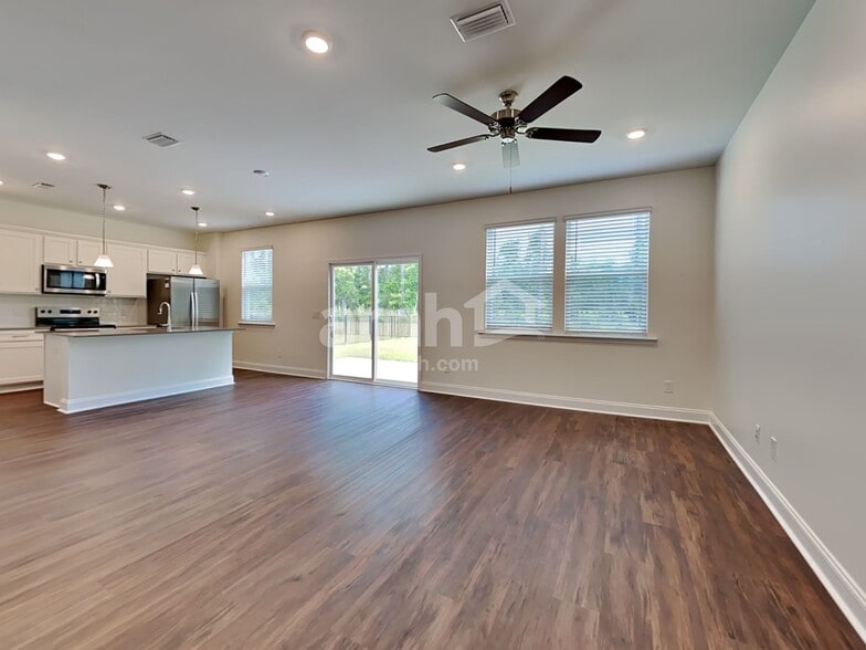Building Photo - 141 Anthurium Dr