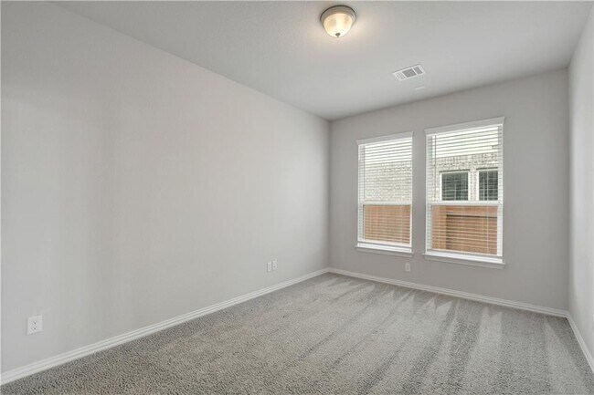 Building Photo - 1165 Leadtree Loop