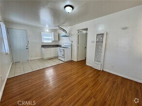 Building Photo - 12616 Lambert Rd
