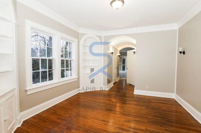 Building Photo - Move in before February 15th and choose your reward: a $250 Amazon Gift Card or a 55" Smart TV!