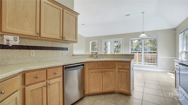 Building Photo - 422 Copper Creek Cir