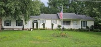Building Photo - 557 N Parker Church Rd