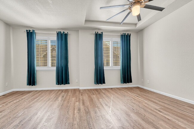 Building Photo - $2,699 - 2 Bed, 2.5 Bath Condo in Centenni...