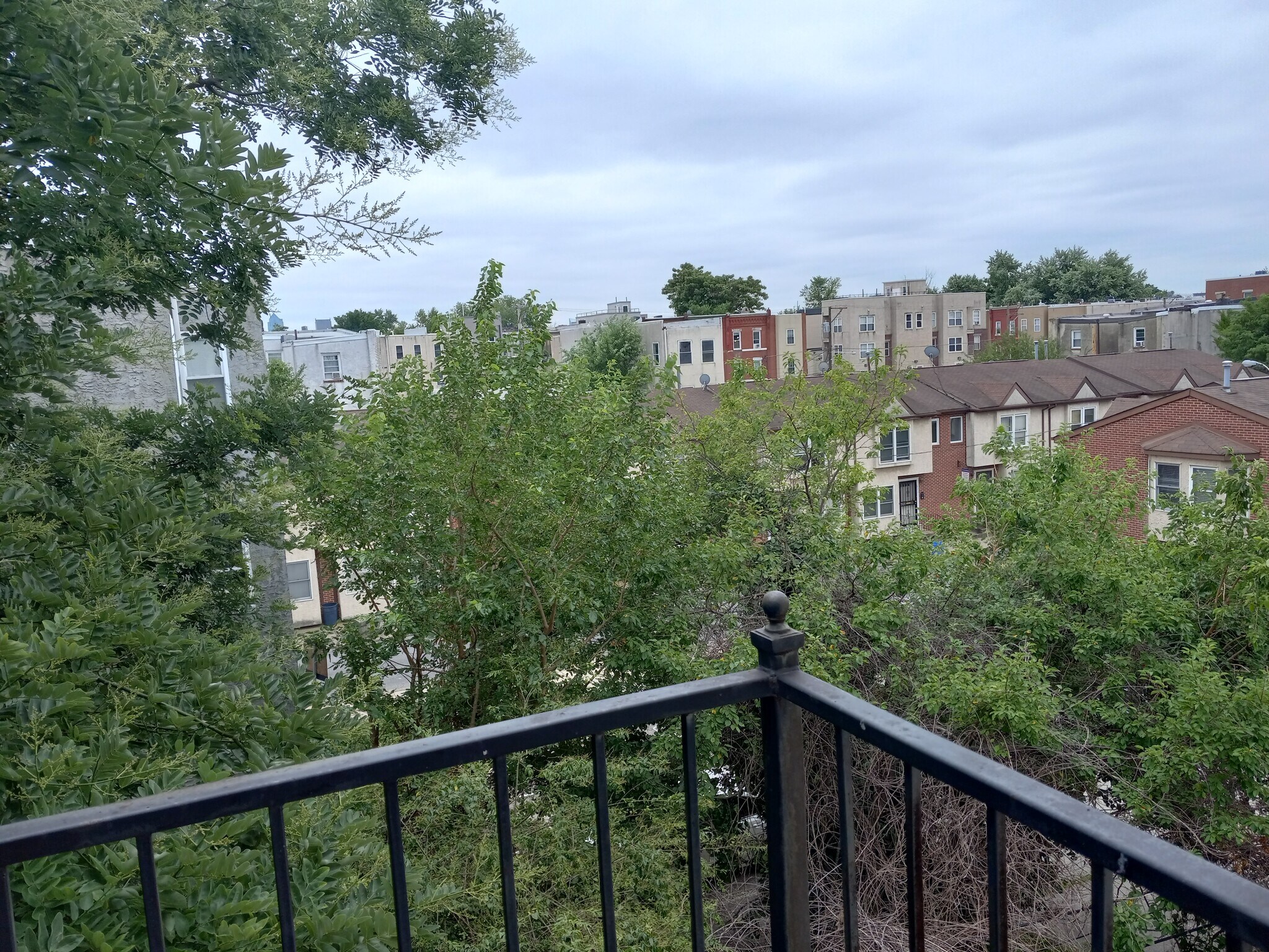 Building Photo - 1708 Fontain St