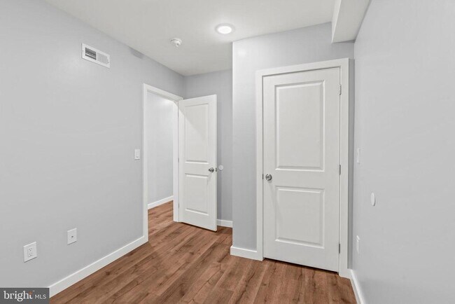 Building Photo - 2044 N Carlisle St