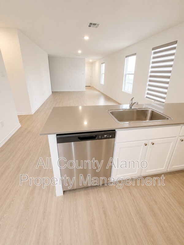 Building Photo - 9258 Honey Mesquite