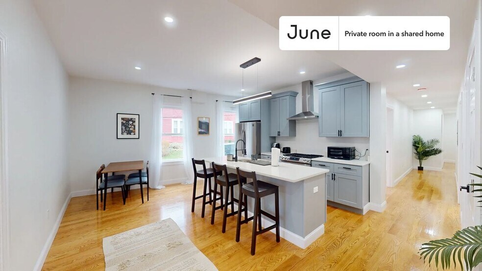 Building Photo - Room in Shared 4 bed/2 bath home in Fort Hill