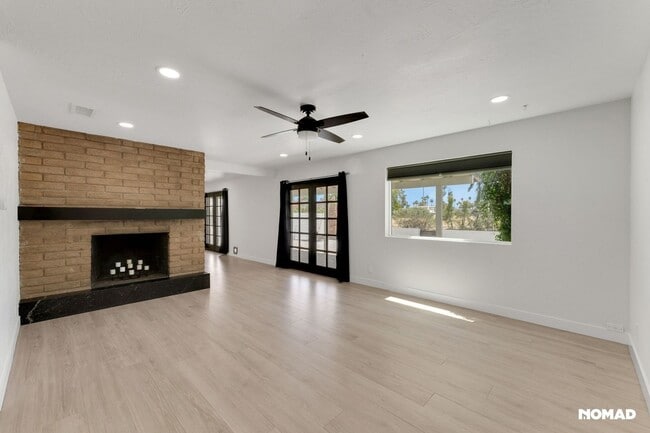 Building Photo - 2 Spacious Primary suites Townhome in Tempe