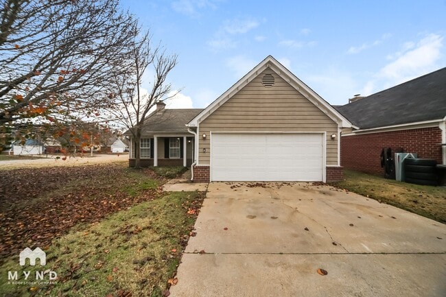 Building Photo - 3054 Caitlynn Circle S