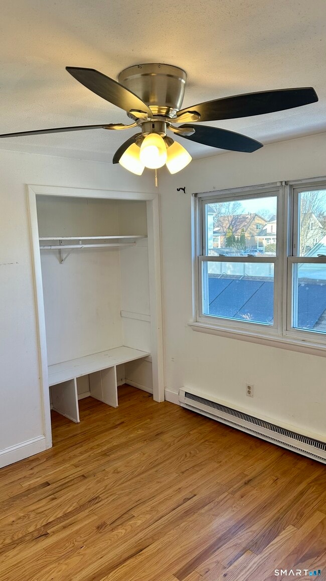 Building Photo - 293 Millville Ave