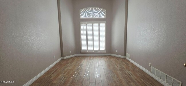 Building Photo - 1365 Desert Canyon Dr