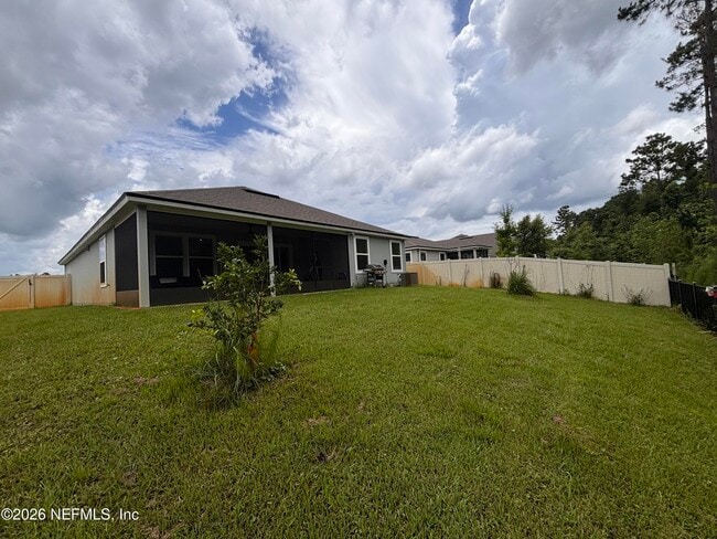 Building Photo - 248 Zancara St